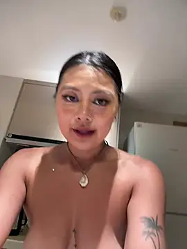 ruanruan05 - Live Cam