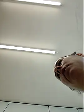 Webcam Model (bichota85)  is live.Free join now!