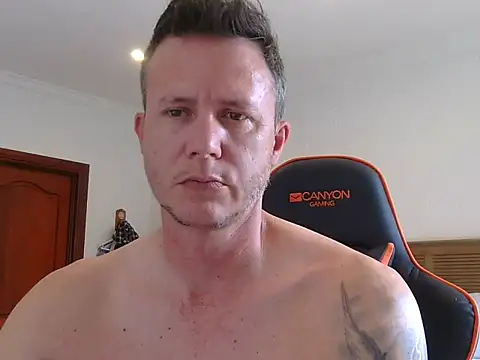 troydieselxxx - TroyDieselXXX's free webcam - UK Sex Cams