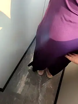 abcd1687 (G milf) - 大哥们多多支持