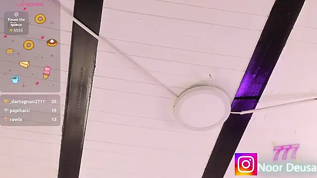 candaceoweens (F teen) - Destroy my mouth for 2 min + much saliva