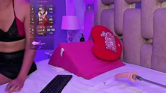 ZaraWilde live sex cam