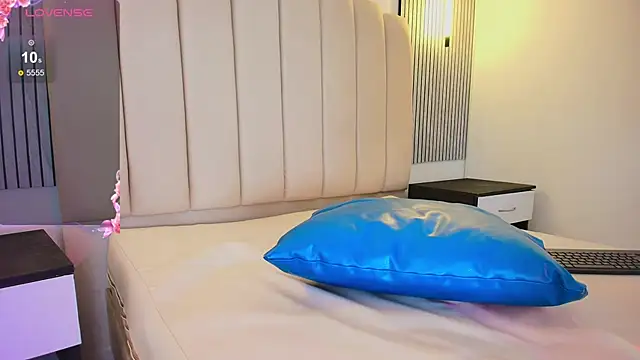 lian_cameron - Lian_cameron's free webcam - UK Sex Cams