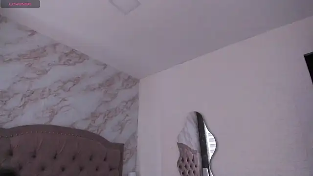 daphne_walton webcam