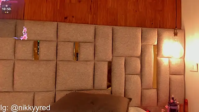Nikky_Red_ webcam