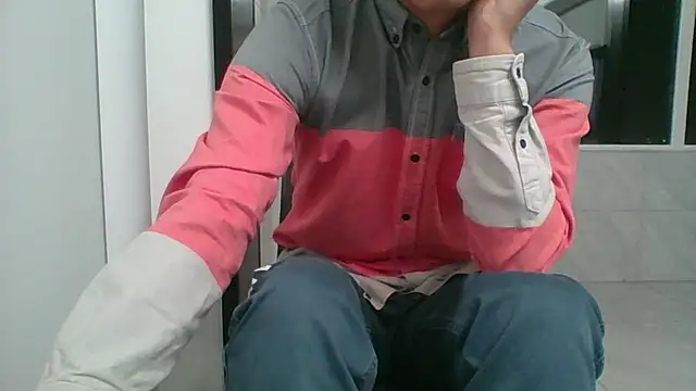 nole_china7 (Ask my age) - talk / fun / cum