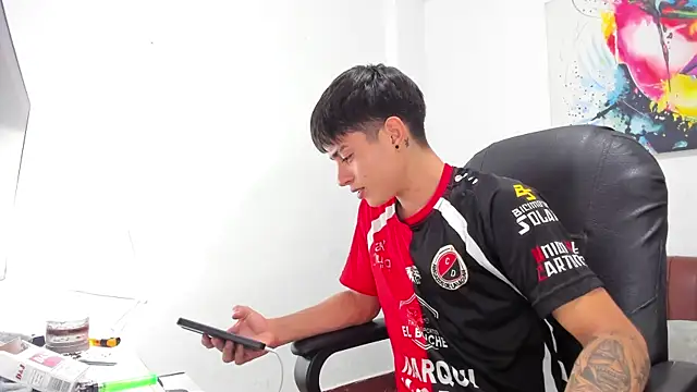 thebestboyhot (M twink) - WITHOUT SHORTS