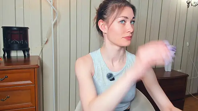 JulissaLipoma webcam