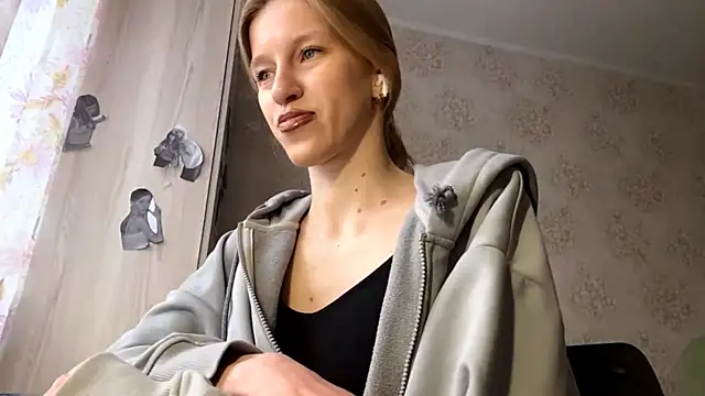 CuriousMildness webcam