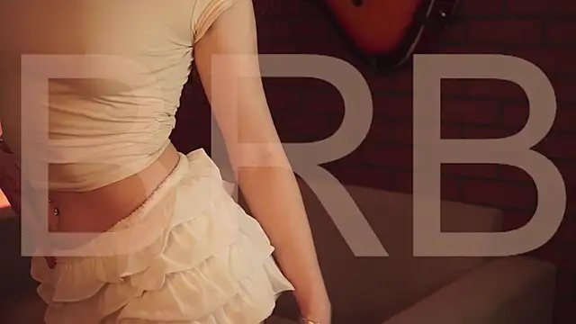 elliecutes - EllieCutes's free webcam - UK Sex Cams