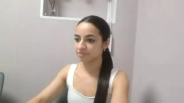 elwinebooton - ElwineBooton's free webcam - UK Sex Cams