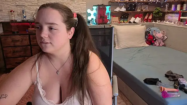 Kimberly-Caprice webcam