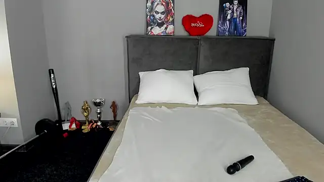 musclexxxbarbie - MuscleXXXBarbie's free webcam - UK Sex Cams