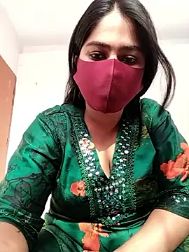 Webcam Model (Magical_Girl-)  is live.Free join now!