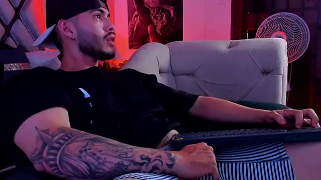 vincentblack - Vincentblack's free webcam - UK Sex Cams