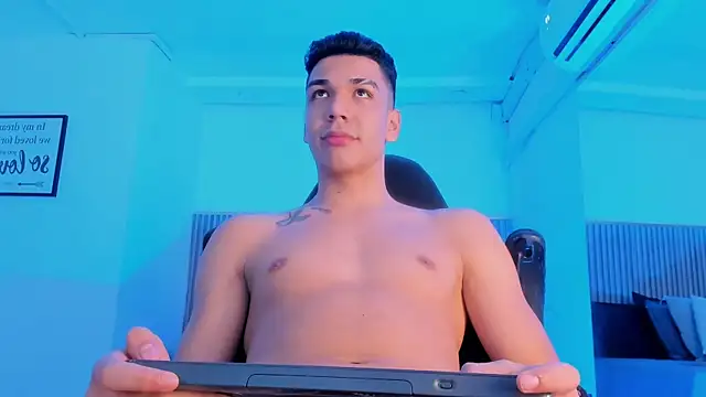 ApoloJackson1 webcam