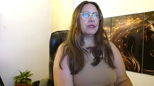 amalia_brunette webcam