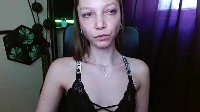EmillyPlay webcam