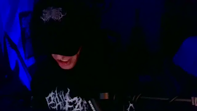 leviathanx666 - LEVIATHANX666's free webcam - UK Sex Cams