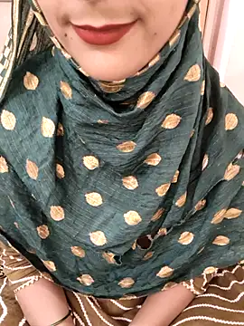 indian-aleena - Indian-Aleena's free webcam - UK Sex Cams