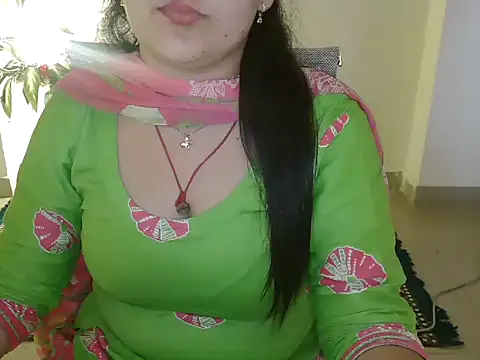 _chitranshi - _chitranshi's free webcam - UK Sex Cams