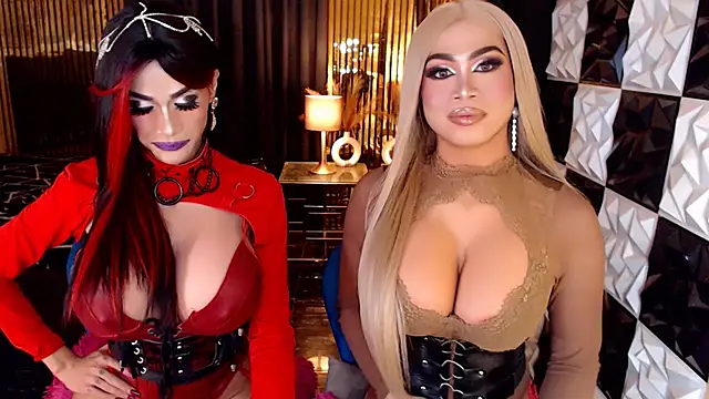 MonstrousCockDiva webcam