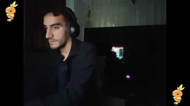 TommyMomentum webcam