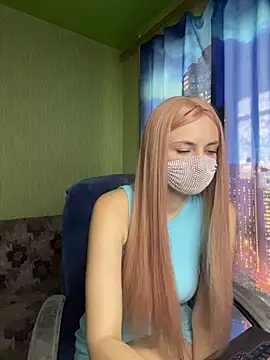 SophieBlackwood webcam