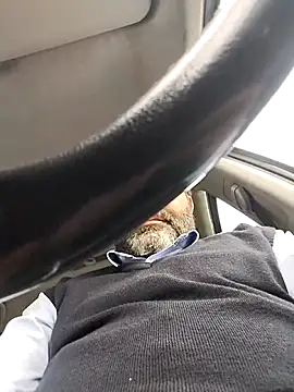 necroforo (M mature) - Fare vedere il cazzo