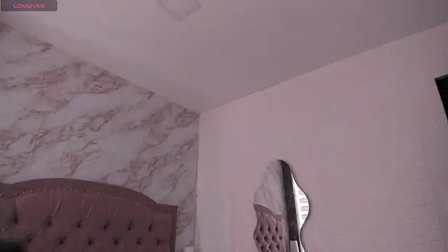 daphne_walton webcam