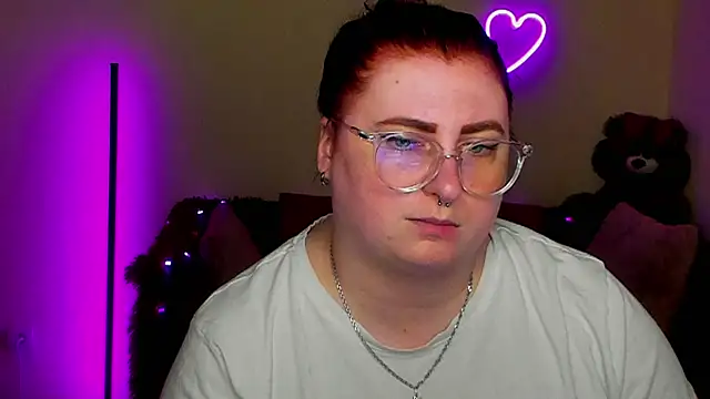 Alicia_love00 webcam