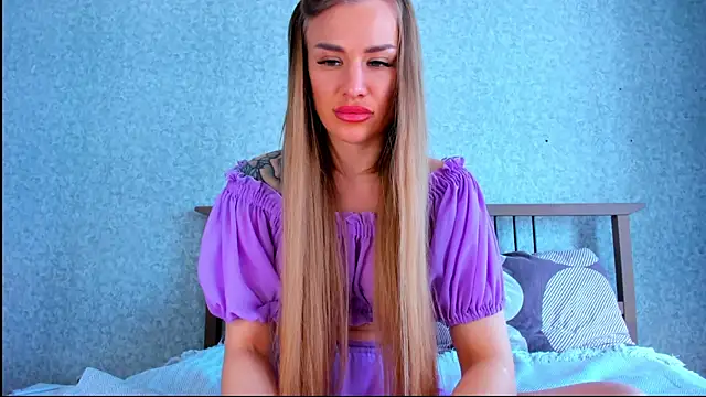 MashaFromRussia-_- webcam