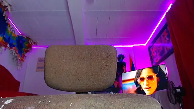 camila_hot_dirty webcam