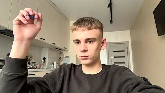 solofury (M twink) - Buy car