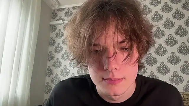 tomasdickpick (M twink) - take off a T-shirt