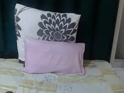 CaramelMelons78 webcam