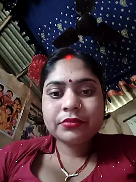 Webcam Model (Aanushaka)  is live.Free join now!