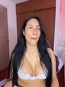 ArianaReynoldss webcam