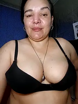 Webcam Model (Zuleyka_69) is live