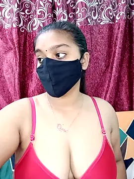 Webcam Model (Jasmine_jaaan)  is live.Free join now!