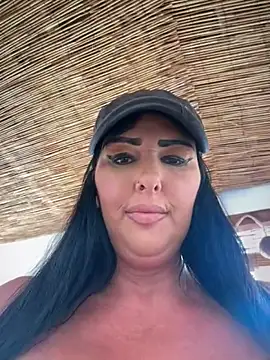 TiffanyRoxx live sex cam