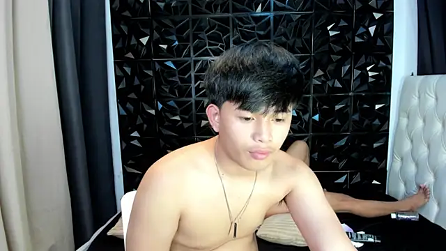 xlovercutietwink webcam