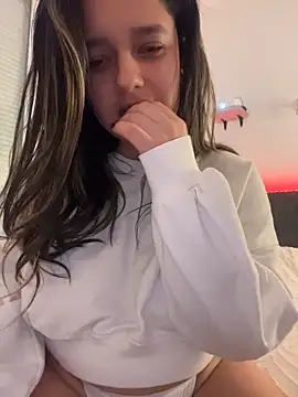 lusty_lunaa (F teen) - SPREAD MY PUSSY CLOSE UP