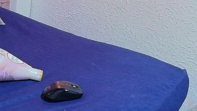 nextdoor_fantasy1 webcam