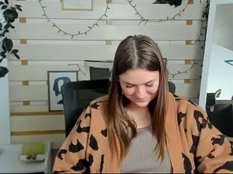 Josephine_Kiss webcam