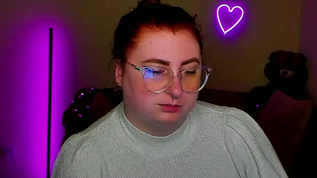 Alicia_love00 webcam