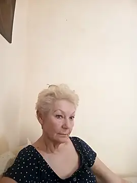 Webcam Model (Calypso-Loove)  is live.Free join now!