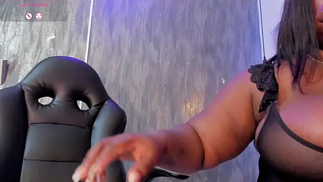 Saravy_Blandon webcam