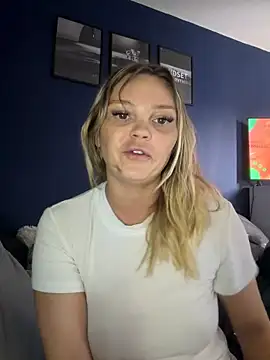 sky25x - Sky25x's free webcam - UK Sex Cams