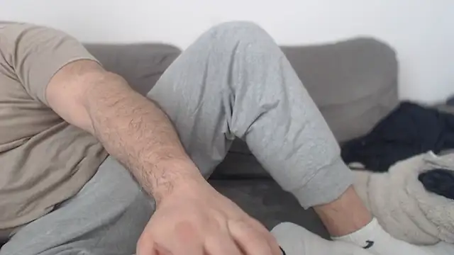 hugemachohandsome webcam